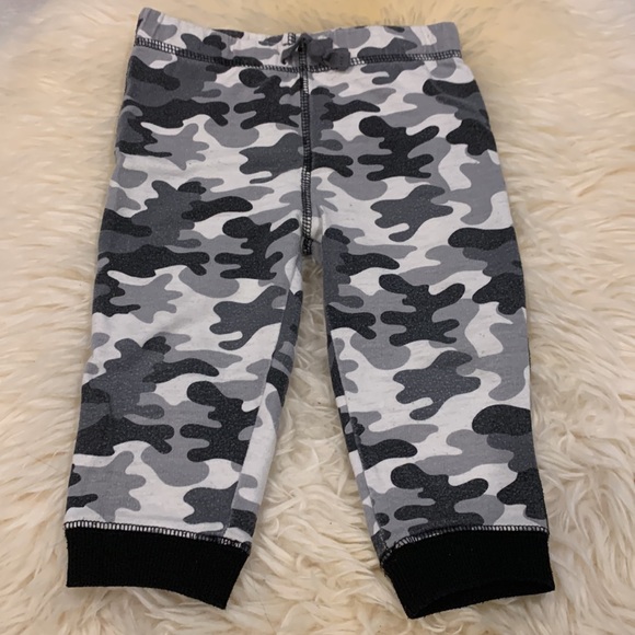 First Impressions Sweatpants in Gray/BlueStripes and Army Print Black/White 18M - Picture 5 of 8